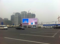 都市大门的入口，不一样的传媒呈现